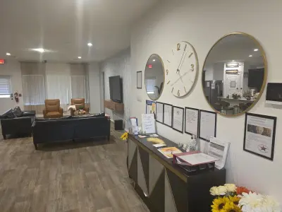 Personalized senior care Richmond Texas - caregiver with resident