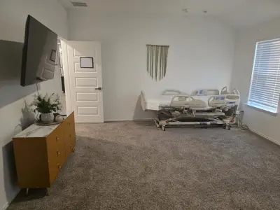 Shared suite accommodation - affordable assisted living Houston area